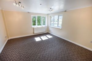 Lounge/Diner- click for photo gallery
